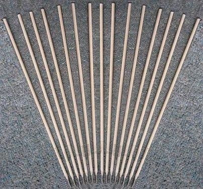 চীন সেলুলোজ লেপযুক্ত AWS A-5.5 E 8010 উল্লম্ব ডাউন পাইপ ওয়েল্ডিং এবং গরম পাস ফিলার কভার স্তর জন্য ঢালাই ইলেক্ট্রোড সরবরাহকারী
