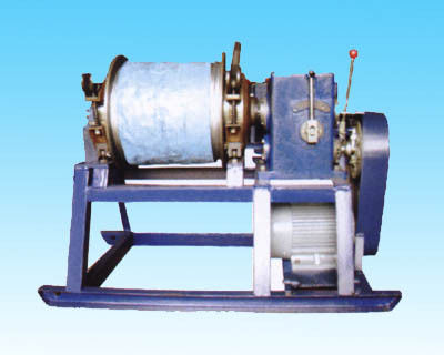 হাই স্পিড লিফটিং সামুদ্রিক ক্যাবল উইঞ্চ এবং 500 টন SWL এবং নিম্ন-এম্পার স্থায়ী চৌম্বক মোটর সঙ্গে দড়ি গাইডার সরবরাহকারী